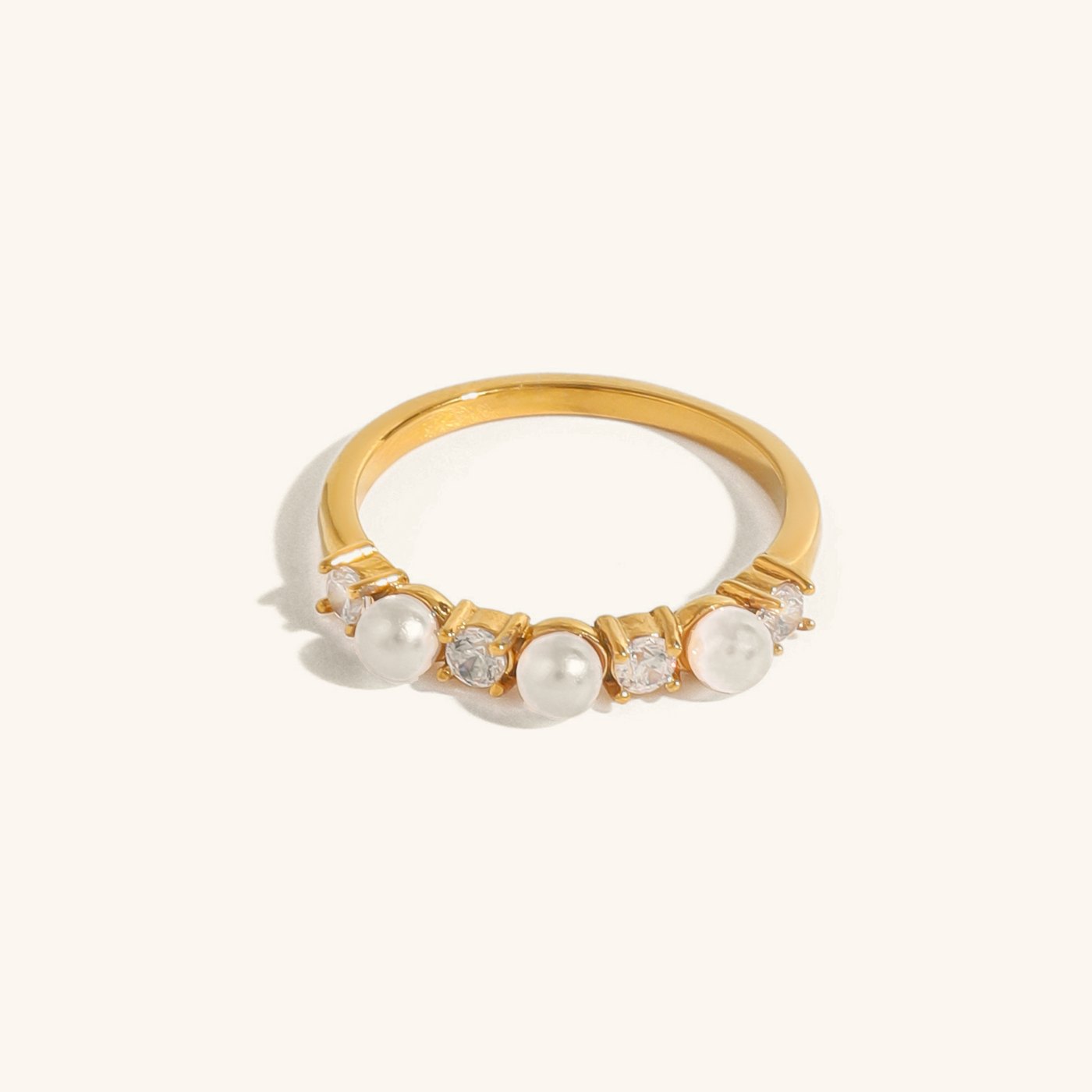 Guld ring med diamant og ferskvandsperler – Holwice