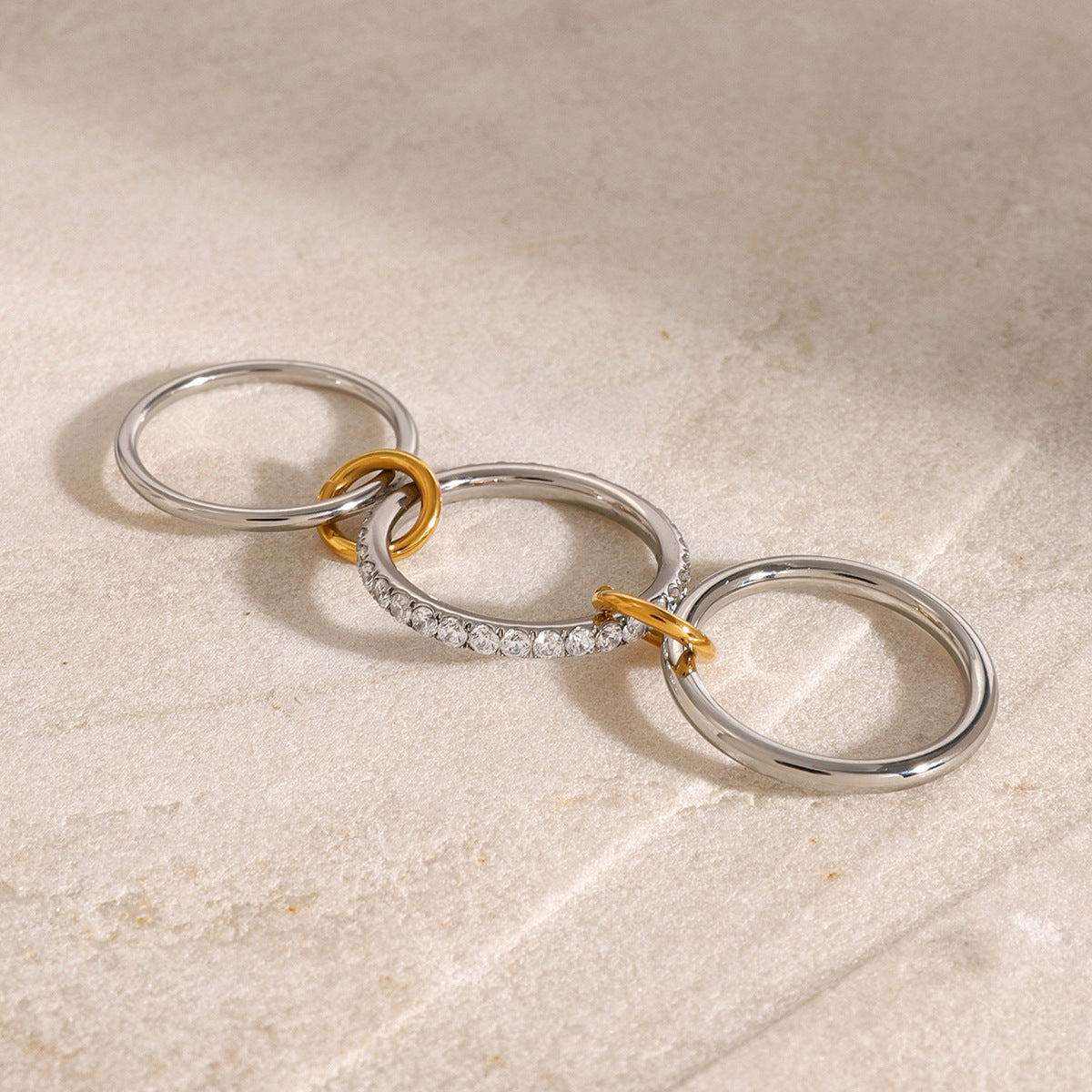 Stablet diamant ring med etisk frembragte simulater – Marion