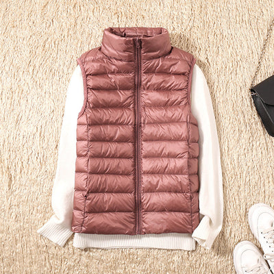 Josephe | Ny vest med hvide andefjer