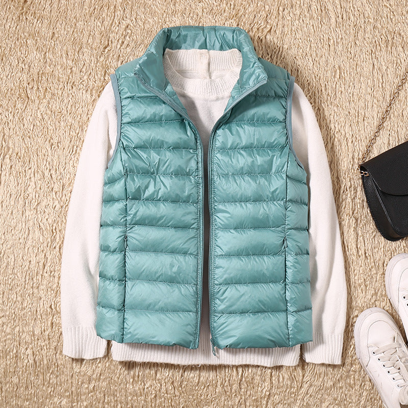 Josephe | Ny vest med hvide andefjer