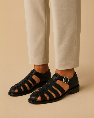Renaud – Lukkede sandaler med elegant spænde
