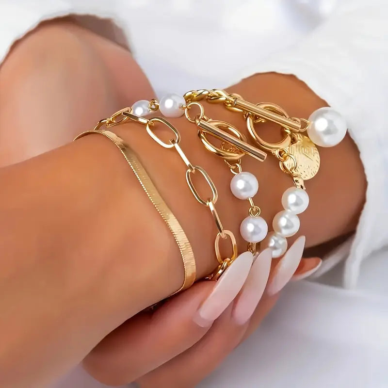Elegant 4-delt armbåndsæt i guld – Slange, perler & led