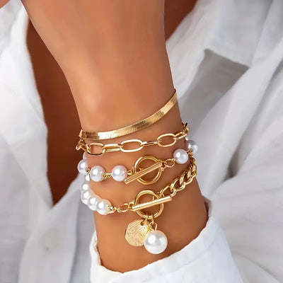 Elegant 4-delt armbåndsæt i guld – Slange, perler & led