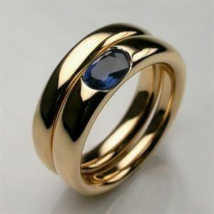 Vintage Ring i Guld og Blå Zirconia