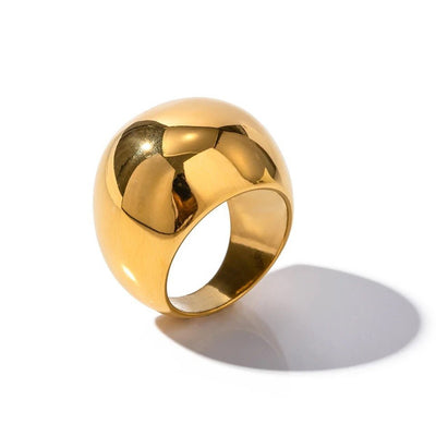 Elegant gylden kugleformet ring – Alfraye