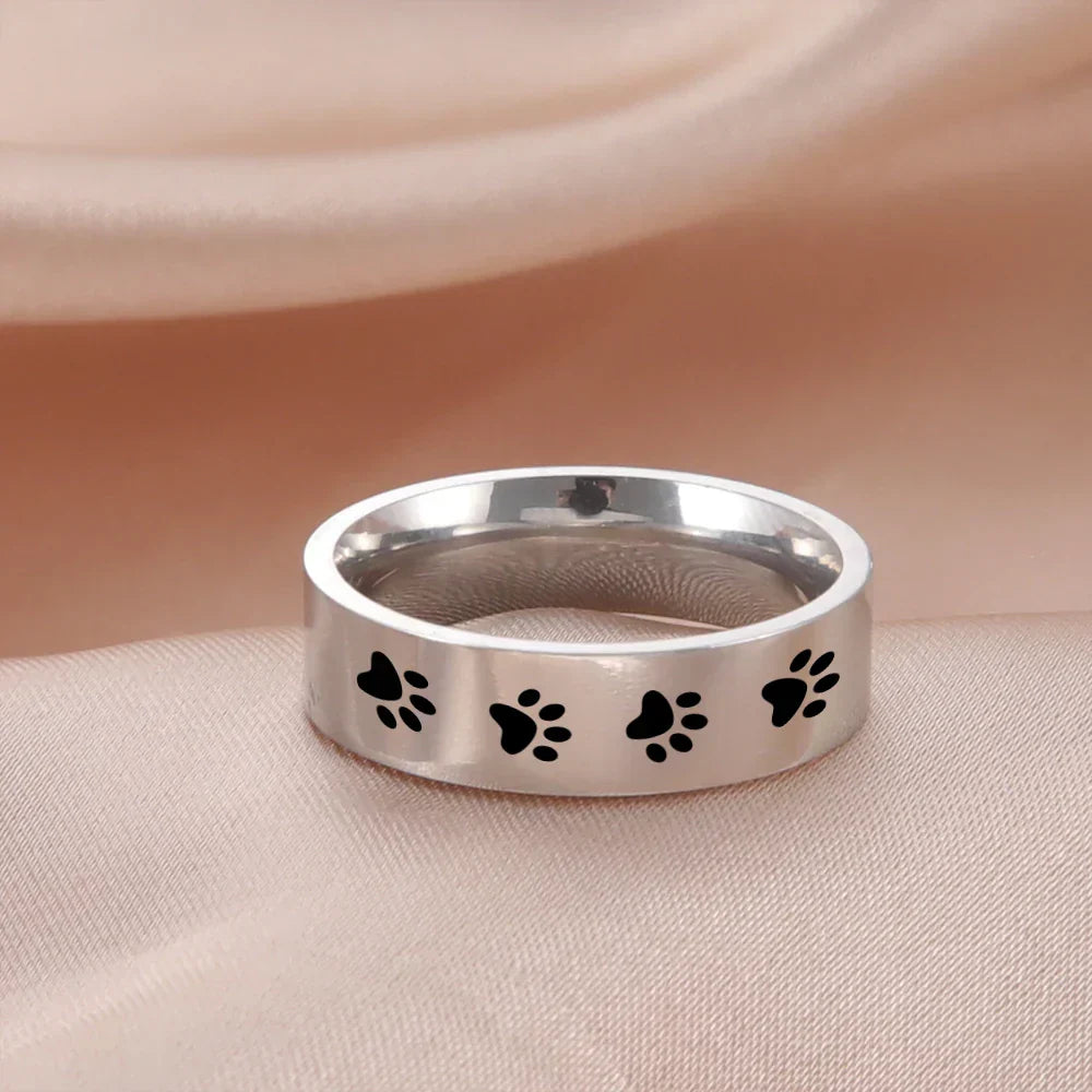 PawPrint Artisan Ring