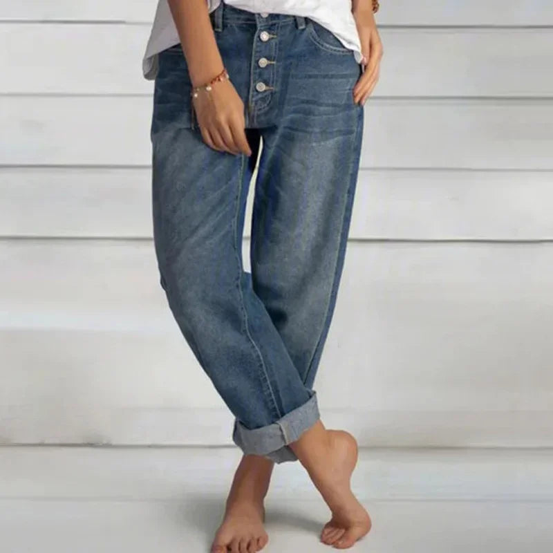 Kamilla | Chic Loose-Fit High-Waisted Jeans