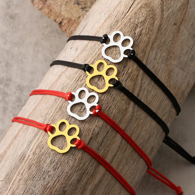 PawPrint Twist – Justerbar Sort & Rød Armbånd