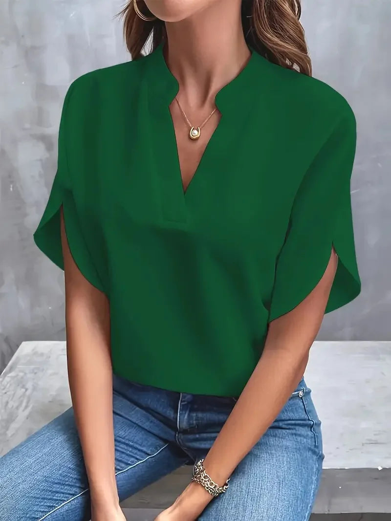 Annemie | Elegant V-Neck Flowing Blouse
