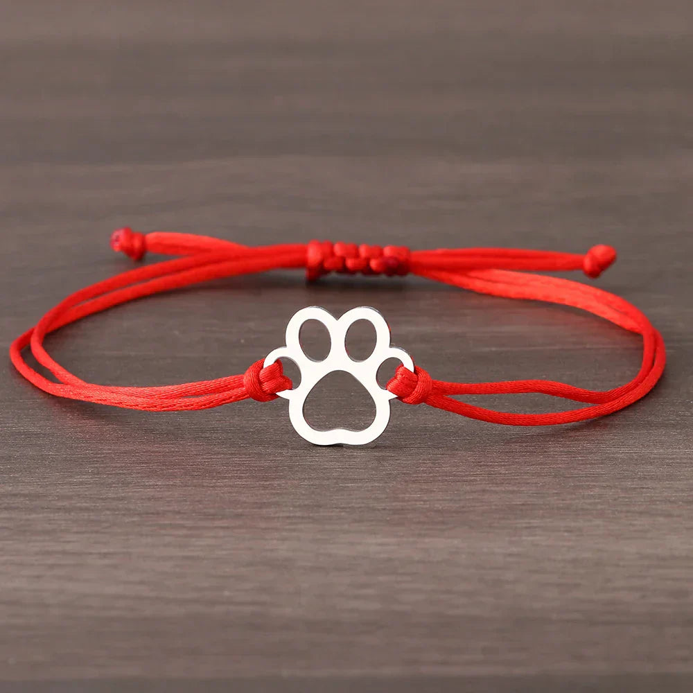 PawPrint Twist – Justerbar Sort & Rød Armbånd
