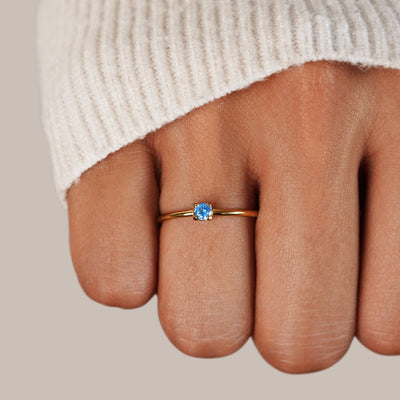 Guld ring med fødselssten