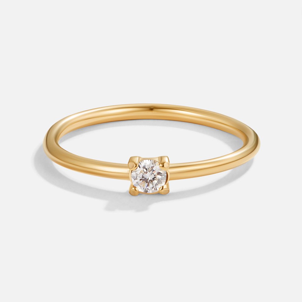 Guld ring med fødselssten