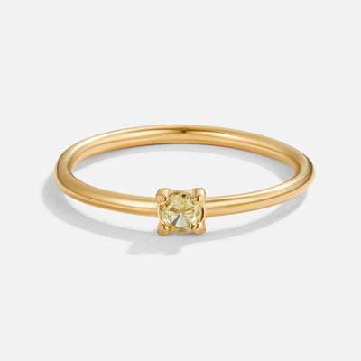 Guld ring med fødselssten