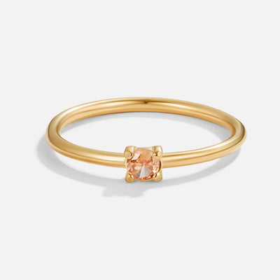 Guld ring med fødselssten