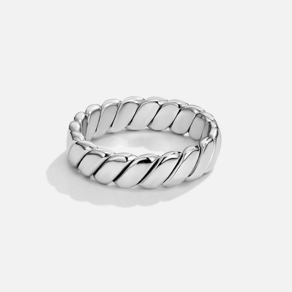 Endeløs Twist Ring – Calira