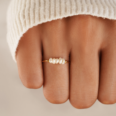 Klassisk Ring med Sødvandsperle