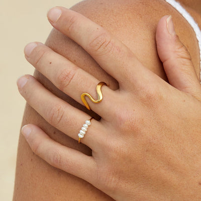 Klassisk Ring med Sødvandsperle