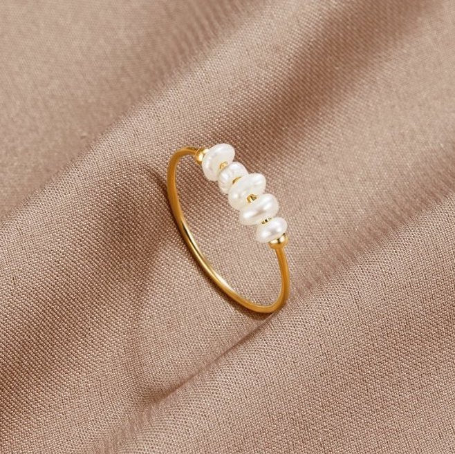 Klassisk Ring med Sødvandsperle