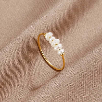 Klassisk Ring med Sødvandsperle
