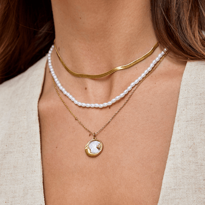 Lunar Glow Halskæde: Måne & Stjerner Charm