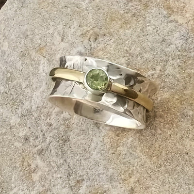Elegant grøn zirkonia-ring