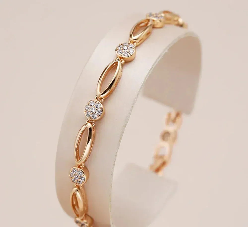 Elegant gylden zirkonia armbånd