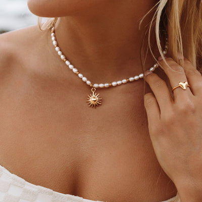 Collier "Naoussa" – Elegance i Harmoni