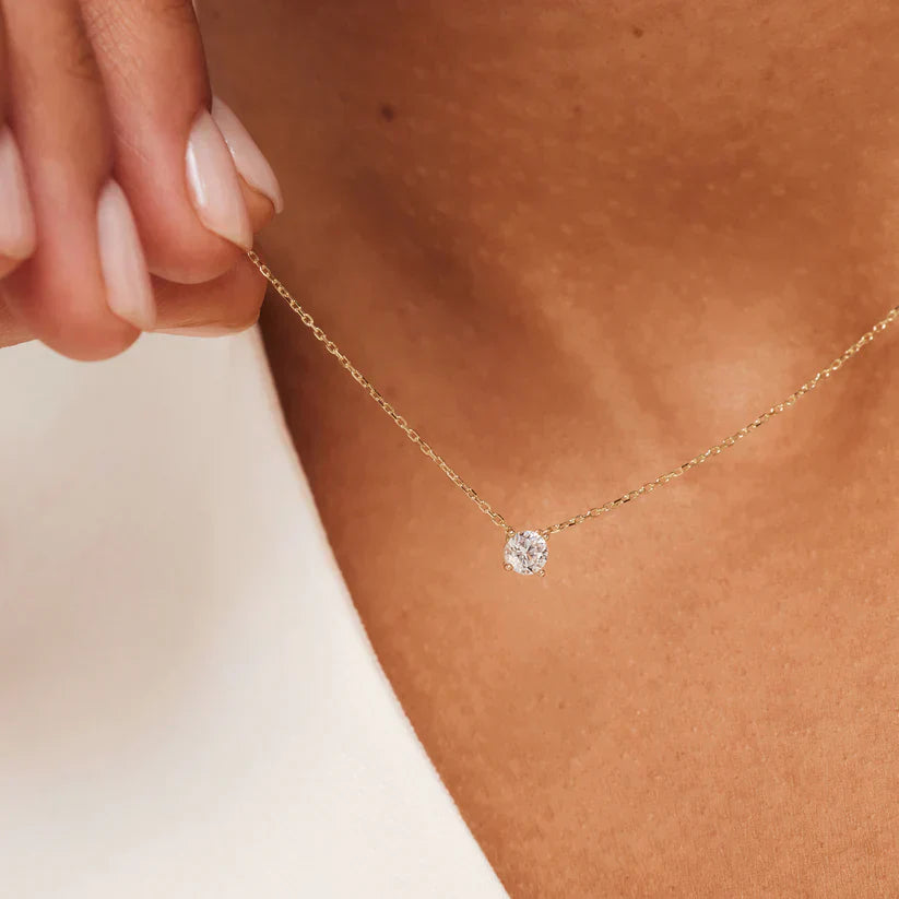 Cléa Guld Moissanite Sten Halskæde