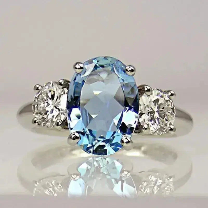 Ring med blå diamantkrystal i sterlingsølv