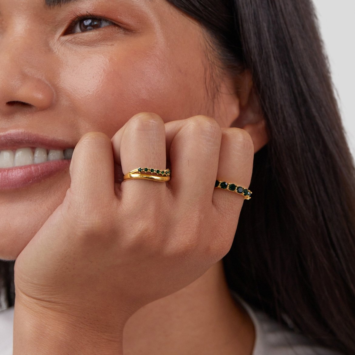 Mary - Smaragdgrøn, lagdelt ring