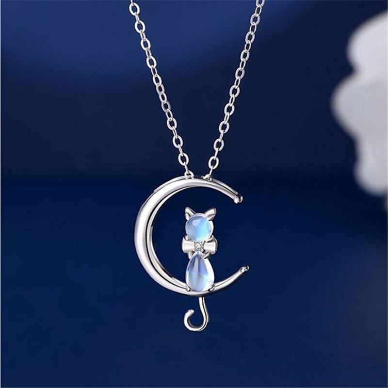 Lunar Cat Crescent Halskæde