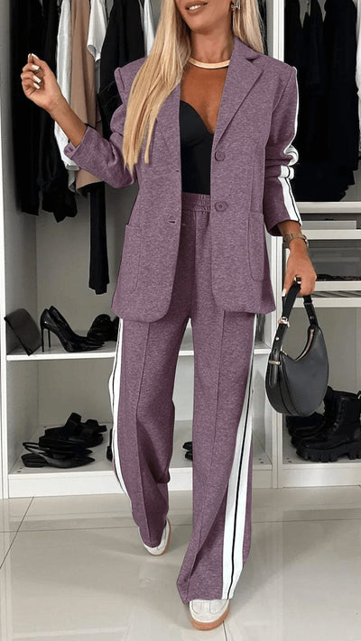 Nina | Stilfuld og Casual Tracksuit